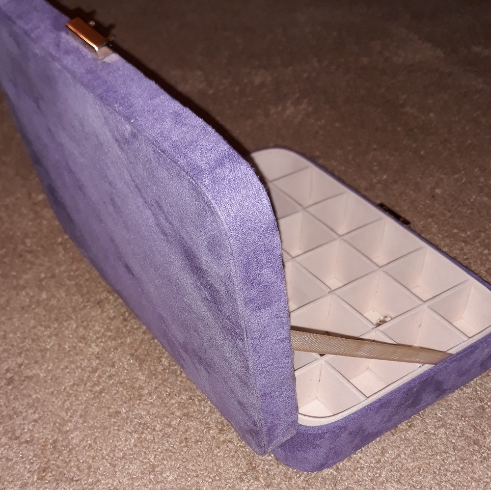 Jewelry Box..Lavender - Picture 3 of 11